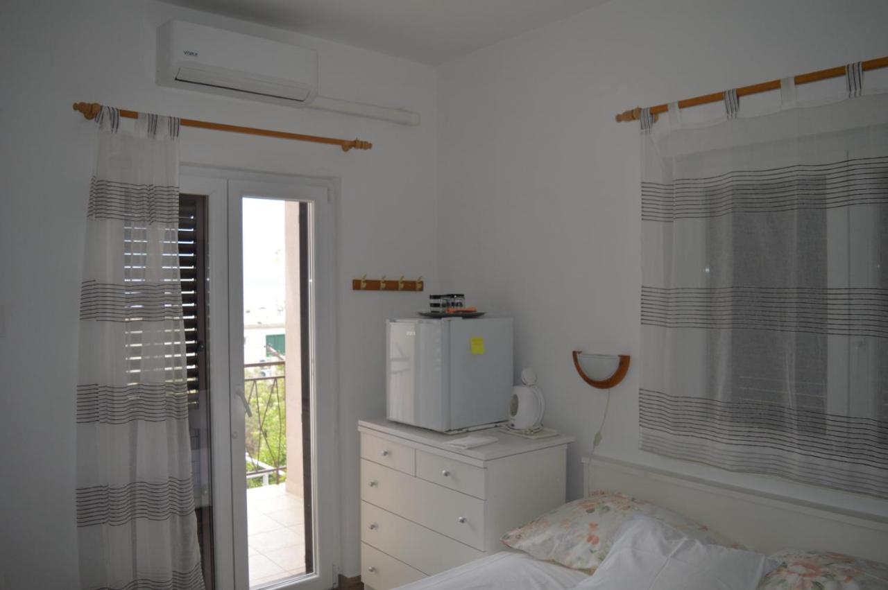 Soba Mira Appartement Makarska Buitenkant foto