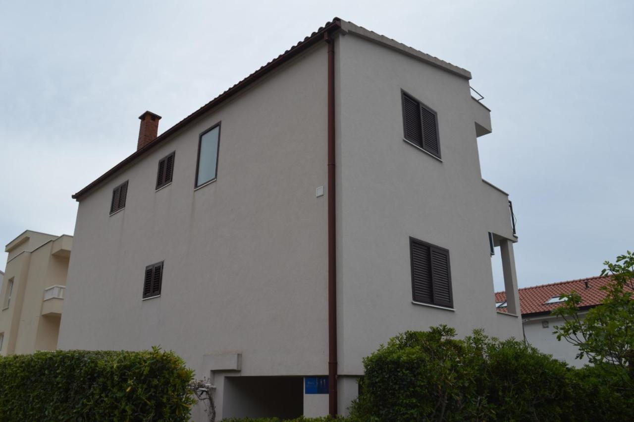 Soba Mira Appartement Makarska Buitenkant foto